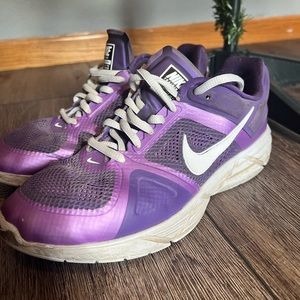 Nike Training Lunar Victory Athletic Shoes